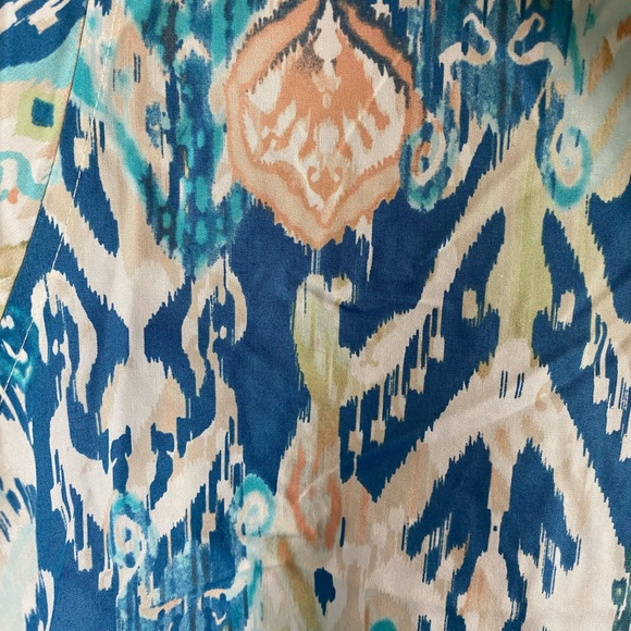 Beautiful shirt by Chico’s S 1 - Picture 3 of 4